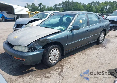1997 Honda Accord Ex из США, поврежденный, VIN 1HGCD5565VA079695